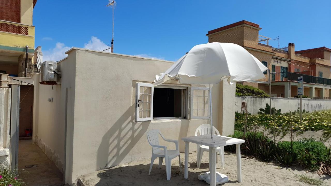 Ferienwohnung Casina Sulla Sabbia Torvaianica Exterior foto